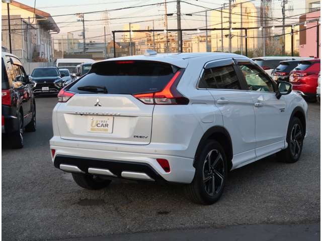エクリプスクロスPHEV 2.4 P 4WD