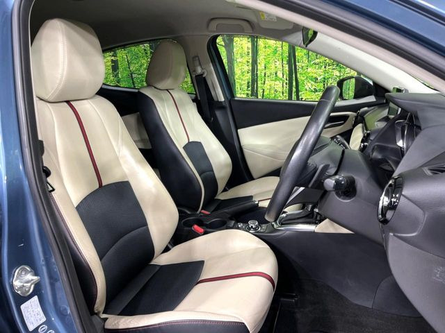 �y�n�[�t���U�[�V�[�g�z�������ƍ���S�n�𗼗������l�C�̃V�[�g���w�ʁE���ʂ̃t�@�u���b�N�f�ނ́A�ʋC���̗ǂ��⊊��ɂ����ɗD��Ă��܂��B�C���╞���ɍ��E���ꂸ���K�ɂ���肢�������܂��B