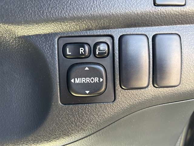 �d���i�[�~���[