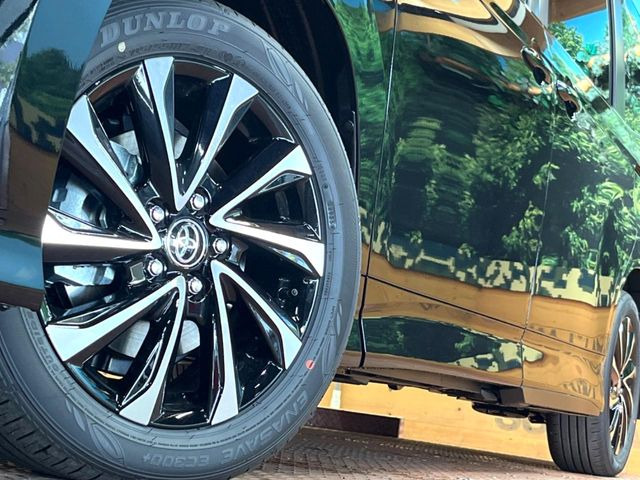 �y����17�C���`�A���~�z�C�[���z�O�ςɃ}�b�`���������A���~�z�C�[���𑕒����Ă���܂��B�e��ЊO�A���~�z�C�[����A�X�^�b�h���X�^�C�����戵�����Ă���܂��B���񂲑��k����������