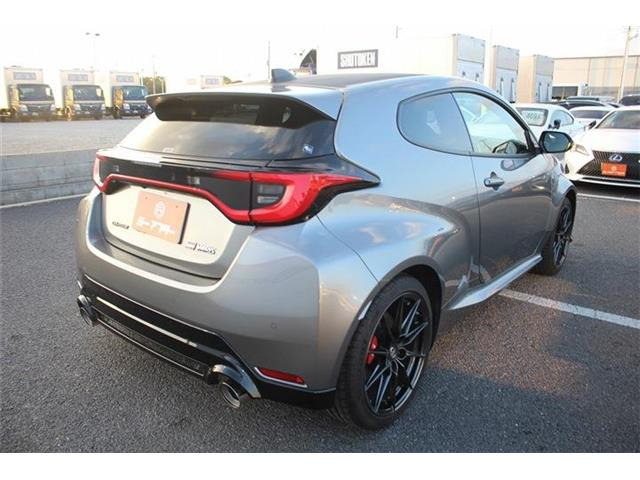 ���Ǝҗl�ւ̔̔��͂��f�肳���Ă��������܂��B �Ԍ������ԗ��̏ꍇ�́A�Ԍ����擾�������x�������z�ŕ\�����Ă���܂��B