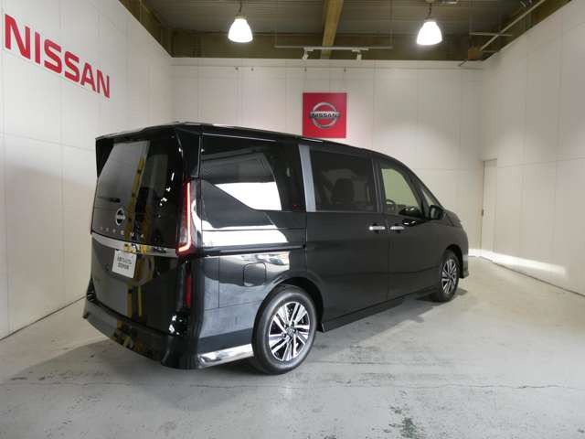 セレナ2.0 ハイウェイスターV