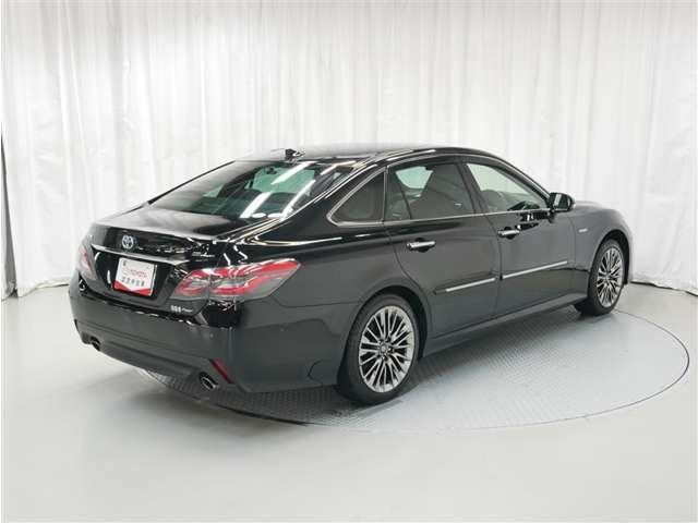 クラウンハイブリッド 2.5 G エグゼクティブ Four 4WD