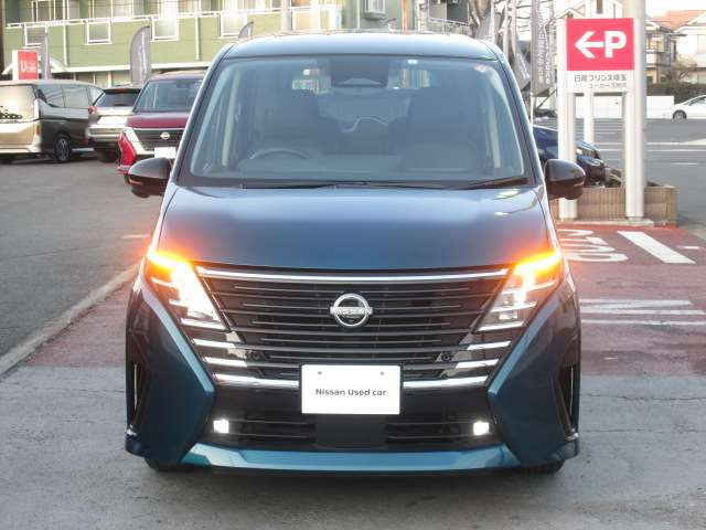 セレナ1.4 e-POWER ルキシオン