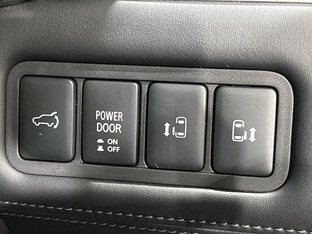 �y�����p���[�X���C�h�h�A�z�X�}�[�g�L�[��^�]�Ȃ̃X�C�b�`�Ō�ȗ����X���C�h�h�A�̊J���\���d��������͂����ăh�A���J����K�v�������A�����Ȃ��q�l�ł��ȒP�ɊJ���߂ł����K�ł���