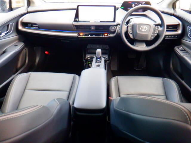 プリウス2.0 Z E-Four 4WD