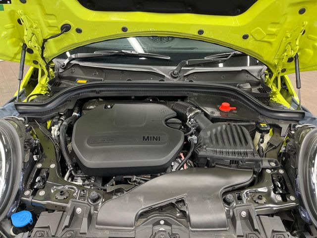 �����X�ł́A�e���[�J�[�̐�p�f�f�e�X�^�[�𓱓��B���Ǝ��i�����e�N�j�J���X�^�b�t���풓���Ă���܂��̂ŁA������̍ۂɂ����S���Ă����p���������܂��B