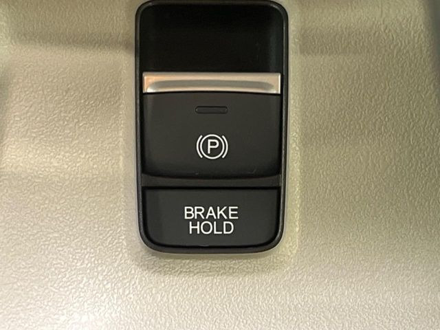 �y�d���p�[�L���O�u���[�L�z�p�[�L���O�u���[�L�͕֗��ȓd����!�{�^����ő���ł��A�A�N�Z���𓥂߂Ύ����ŉ�������܂��􃌃o�[��y�_���������̂ŉ^�]�ȉ����������肵�܂��ˁ�