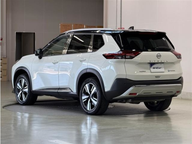 エクストレイル1.5 G e-4ORCE 4WD