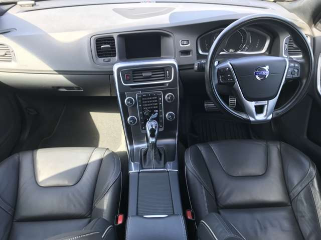 V60D4 Rデザイン ディーゼル