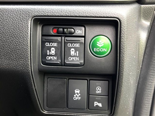 �y�����p���[�X���C�h�h�A�z�X�}�[�g�L�[��^�]�Ȃ̃X�C�b�`�Ō�ȗ����X���C�h�h�A�̊J���\���d��������͂����ăh�A���J����K�v�������A�����Ȃ��q�l�ł��ȒP�ɊJ���߂ł����K�ł���