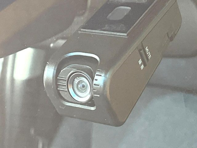 �y�h���C�u���R�[�_�[�z���S�E���S�ȃJ�[���C�t�ɕK�{�̃h���C�u���R�[�_�[�𑕔�!���s���͂������A������^�]�⎖�̂ɑ��������ۂ̏󋵂��f���ŋL�^���A����̃��X�N�ɔ����܂��B