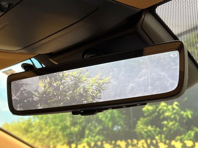 �y�f�W�^���C���i�[�~���[�z��Ȃ̑傫�ȉו��⓯��҂Ō�����m�F���Â炢���ł����S!�J�������B�e�����ԗ�����̉f�������[���~���[���ɕ\���B�N���A�Ȏ��E�ŏ󋵂̊m�F���\�ł�!