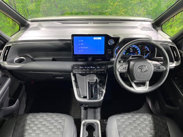 ヴォクシー1.8 ハイブリッド S-Z