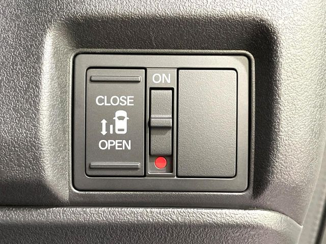 �y�p���[�X���C�h�h�A�z�X�}�[�g�L�[��^�]�Ȃ̃X�C�b�`�ŃX���C�h�h�A�̊J���\���d��������͂����ăh�A���J����K�v�������A���������q�l�ł��A�d���ו��������Ă��鎞�����N�ɊJ���߂ł��܂���