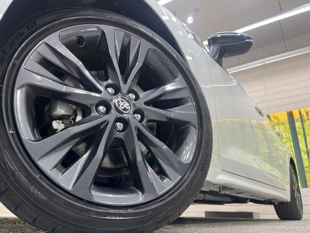 �y�����A���~�z�C�[���z�O�ςɃ}�b�`���������A���~�z�C�[���𑕒����Ă���܂��B�e��ЊO�A���~�z�C�[����A�X�^�b�h���X�^�C�����戵�����Ă���܂��B���񂲑��k����������