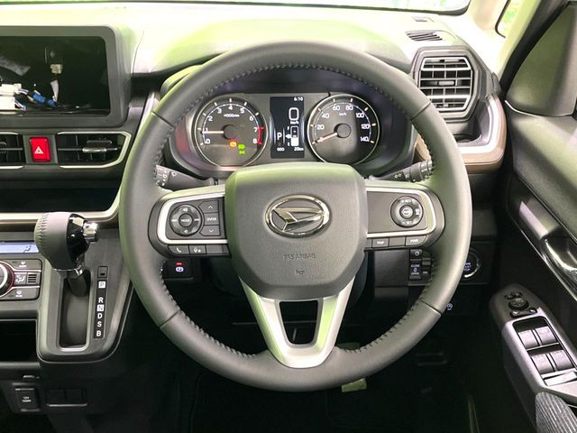 �y�����v�����X�e�A�����O�z�㎿�Ȋv���g�p���邱�ƂŁA��ɂ����������݂ƂĂ��^�]���₷���n���h���ł���