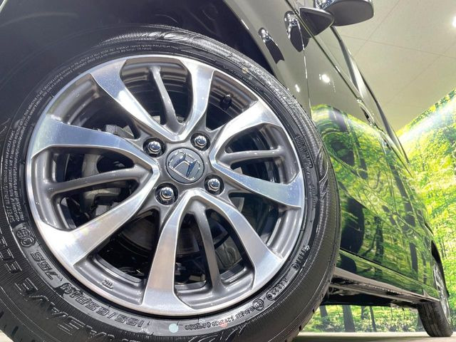 �y����14�C���`�A���~�z�C�[���z�O�ςɃ}�b�`���������A���~�z�C�[���𑕒����Ă���܂��B�e��ЊO�A���~�z�C�[����A�X�^�b�h���X�^�C�����戵�����Ă���܂��B���񂲑��k����������