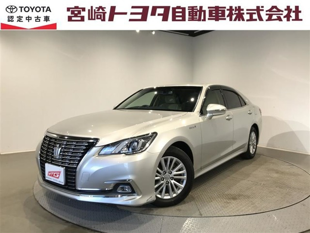 クラウンハイブリッド 2.5 ロイヤルサルーン