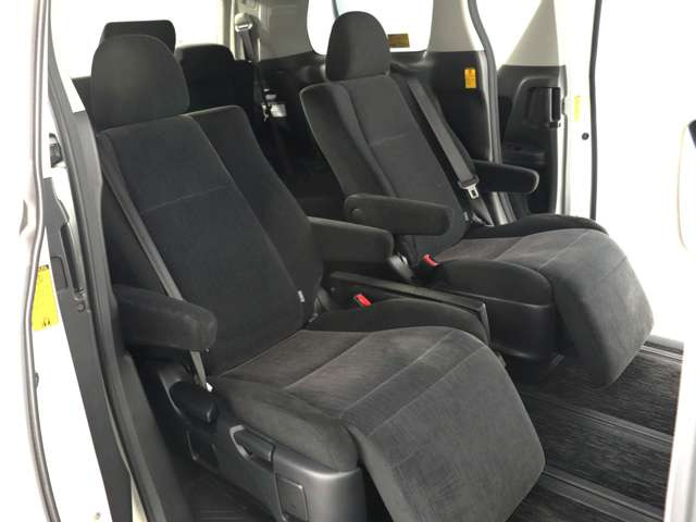 �y�I�b�g�}���t���Z�J���h�V�[�g�z�ő�800mm�̃����O�X���C�h�V�[�g�ƃI�b�g�}���@�\�ɂ�葫���y�X�L�΂������\�ł�!�܂��A�Ђ��|��������܂��̂ŁA���K�ȃh���C�u�����y���݂��������܂�!