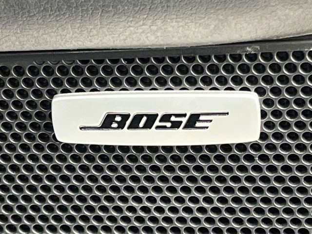 �yBOSE�T�E���h�V�X�e���z���[�J�[�I�v�V�����̍��i�ʃT�E���h�V�X�e���𓋍ځB��p�̃`���[�j���O���{���ꂽ�召�l�X�ȃX�s�[�J�[����ǎ��ȃT�E���h���t�ł��A�Տꊴ���ӂ�鉹����Ԃ����o���܂��B