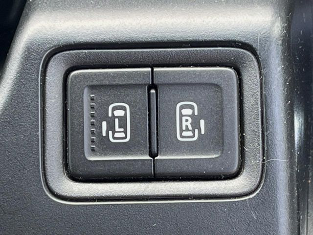 �y�����p���[�X���C�h�h�A�z�X�}�[�g�L�[��^�]�Ȃ̃X�C�b�`�Ō�ȗ����X���C�h�h�A�̊J���\���d��������͂����ăh�A���J����K�v�������A�����Ȃ��q�l�ł��ȒP�ɊJ���߂ł����K�ł���