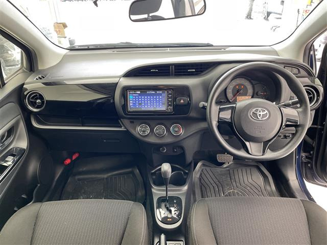 ヴィッツ1.0 F セーフティ エディションIII