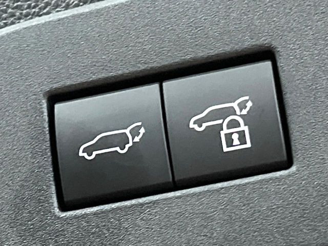 �y�p���[�o�b�N�h�A�z�X�}�[�g�L�[��^�]�Ȃ̃{�^�������������Ń��A�Q�[�g�������ŊJ���܂�!�ו��������Ă��鎞��A�����ʒu�ɂ���o�b�N�h�A��߂�ۂɕ֗��ȋ@�\�ł���