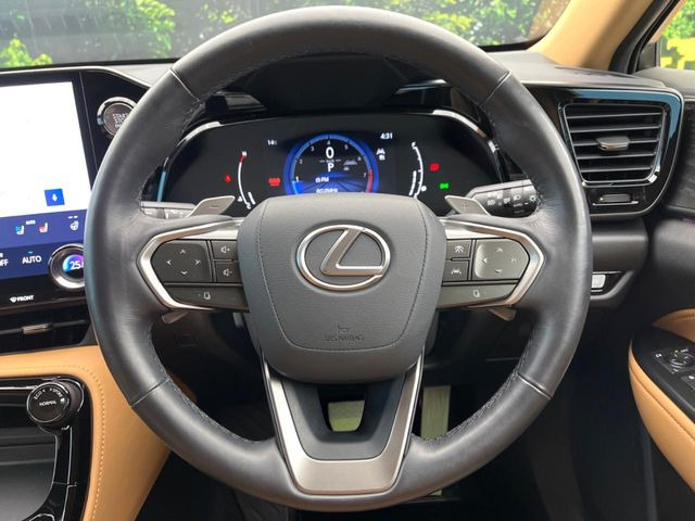 �y�����v�����X�e�A�����O�z�㎿�Ȋv���g�p���邱�ƂŁA��ɂ����������݂ƂĂ��^�]���₷���n���h���ł���