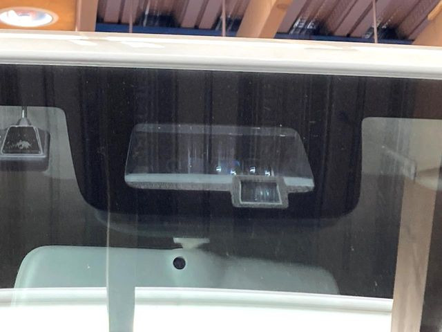 �y�X�Y�L �Z�[�t�e�B�T�|�[�g�z���s���ɑO���̎ԗ�����F�����A�Փ˂������Ȏ��͌x��ƃu���[�L�ŏՓˉ���Ɣ�Q�y�����A�V�X�g�B�����S�Ƀh���C�u�����y���݂��������܂��B