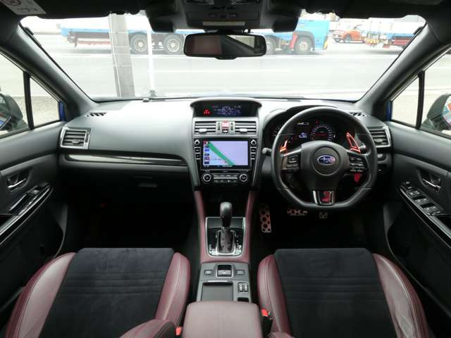 �i�����ꂽ�C���p�l����́A�X�^�C���b�V�������쐫�⎋�F���ɂ��D��A�O���̂��Ȃ��f�U�C���ɂȂ��Ă���܂�!