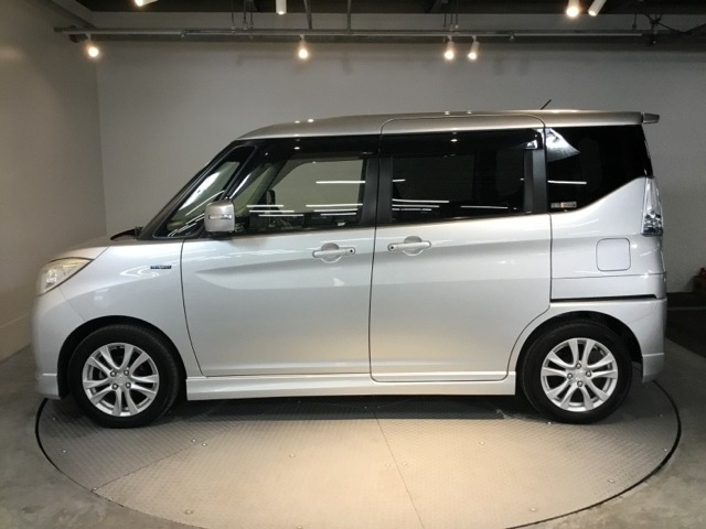 ソリオ1.2 ハイブリッド(HYBRID) SZ デュアルカメラブレーキサポート