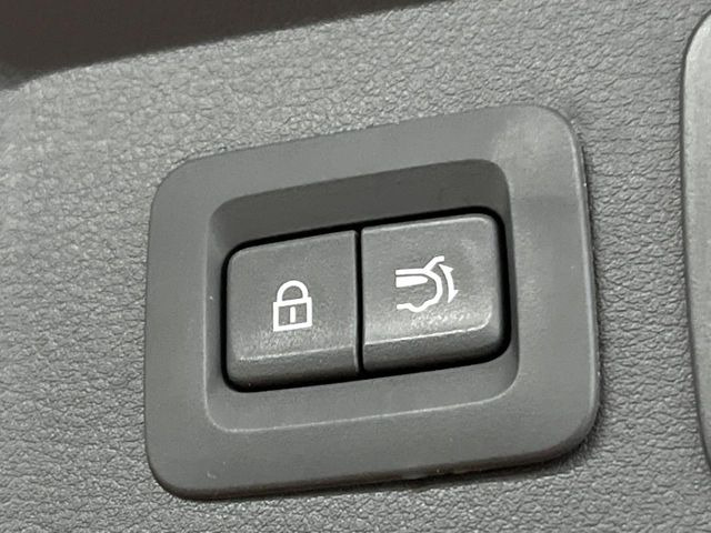 �y�p���[�o�b�N�h�A�z�X�}�[�g�L�[��^�]�Ȃ̃{�^�������������Ń��A�Q�[�g�������ŊJ���܂�!�ו��������Ă��鎞��A�����ʒu�ɂ���o�b�N�h�A��߂�ۂɕ֗��ȋ@�\�ł���y�{�v�V�[�g�z�㎿�Ȗ{�v���g�p���A��