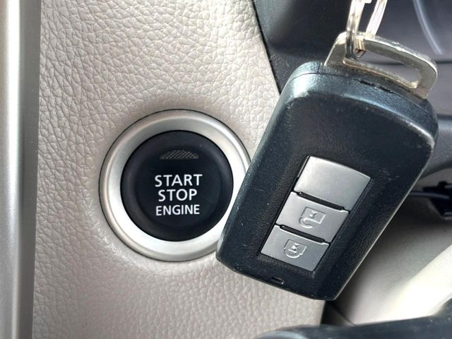 �y�C���e���W�F���g�L�[�z�J�o����|�P�b�g�ɓ��ꂽ�܂܂ł��h�A�̎{���E�������\�ȃX�}�[�g�L�[�𑕔��B�G���W���̃I���E�I�t�����J�M�����o���K�v����������Ƃ��Ă��֗��ł���