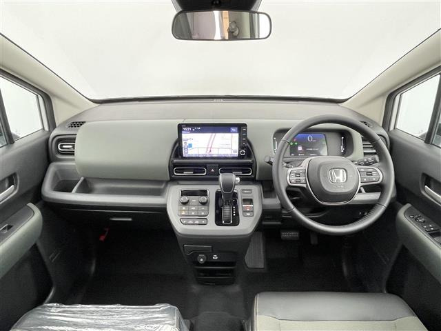 フリード1.5 e:HEV クロスター