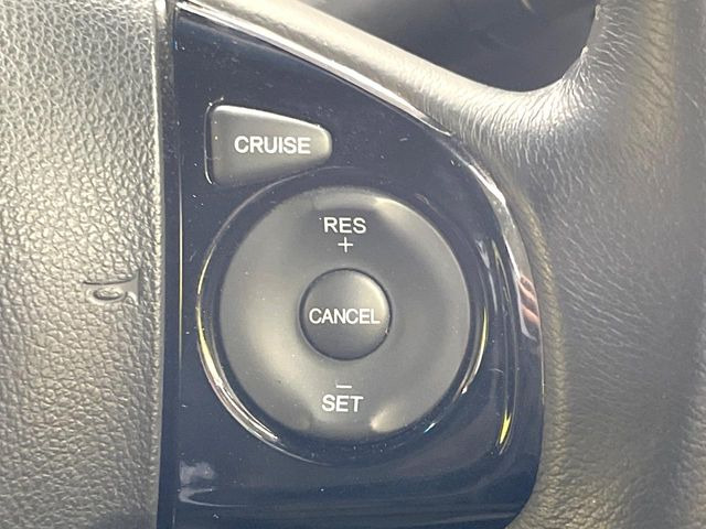 �y�N���[�Y�R���g���[���z�������H�����N���N���s�B�A�N�Z���𗣂��Ă���葬�x�ő��s���ł��A�������^�]���̕��S���y��!�����E�������ȒP�ȃX�C�b�`����Œ����ł��܂��B