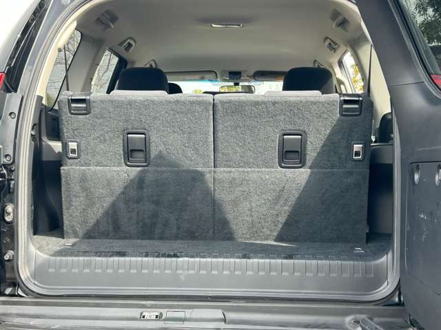 20代中心の若いスタッフがご対応させていただきます!お客様のご希望に添えるよう努めてまいりますので、宜しくお願い致します。自社整備工場も完備しご納車後のアフターメンテナンスもお気軽にご相談くださいませ。