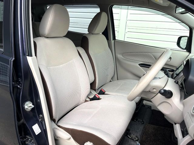 �^�]�ȃV�[�g���͎g�p�������Ȃ��A�ǍD�ȏ�ԂƂȂ��Ă��܂��B���J�Ɏg���Ă������Ƃ��悭�킩��܂��ˁB