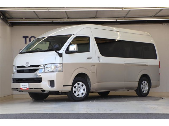ハイエース2.7 グランドキャビン 4WD