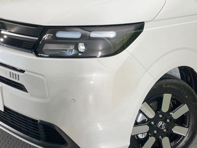 �yLED�w�b�h���C�g�z���V����ԑ��s�����ǍD�Ȏ��E���m�ۂ����S���ĉ^�]�ł��鍂�P�xLED�w�b�h���C�g�𑕔�!�_�����x�������A����d�͂��}�����Ă��܂��B