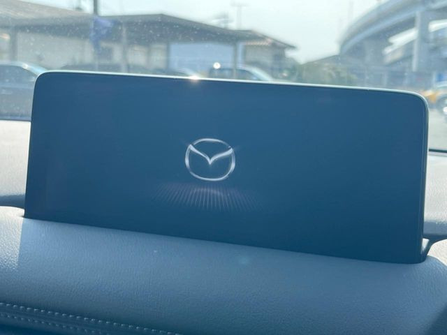 �yBOSE�T�E���h�V�X�e���t��10.25�^�����i�r�z�[���̃i�r�@�\�͂������A���x�ȃ`���[�j���O�\�͂����ڂ���Ă���A�������ȉ��y�����y���݂��������܂���