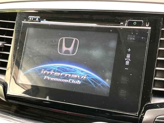 �y�����i�r�z�l�C�̏����i�r�𑕔����Ă���܂��B�i�r�̎g���₷���͂������A�I�[�f�B�I�@�\���[��!�L�����v�◷�s�͂������A�ʋ΂┃�����ȂǕ��i�̃h���C�u���y�����Ȃ�͂���