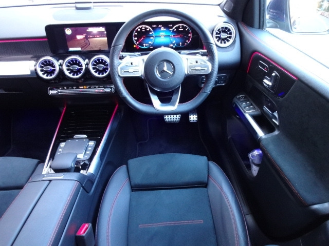 GLBGLB200d 4マチック AMGライン 4WD