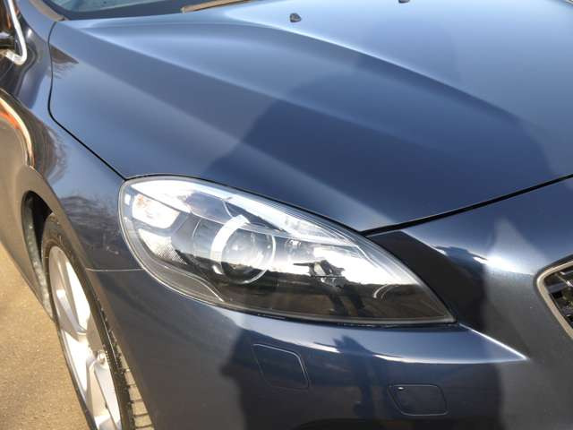 ���C�g�͕��ЂɂĐ^�S���߂ăR�[�e�B���O���܂����BV40�͊��ƃ��C�g�����΂�+�ׂ����N���b�N������A����𒼂������ł������������܂����A�����ڂɂ͂قƂ�Ǖ�����Ȃ����炢�܂Ŏd�オ��܂���m(__)m