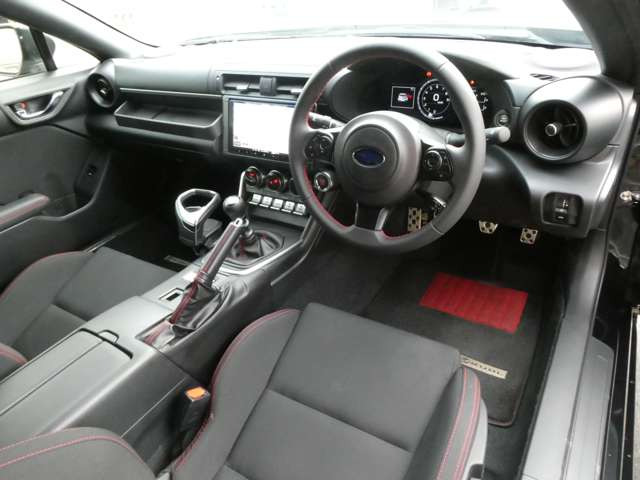 �i�����ꂽ�C���p�l����́A�X�^�C���b�V�������쐫�⎋�F���ɂ��D��A�O���̂��Ȃ��f�U�C���ɂȂ��Ă���܂�!