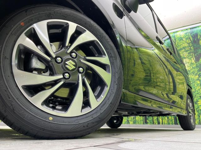 �y����15�C���`�A���~�z�C�[���z�O�ςɃ}�b�`���������A���~�z�C�[���𑕒����Ă���܂��B�e��ЊO�A���~�z�C�[����A�X�^�b�h���X�^�C�����戵�����Ă���܂��B���񂲑��k����������