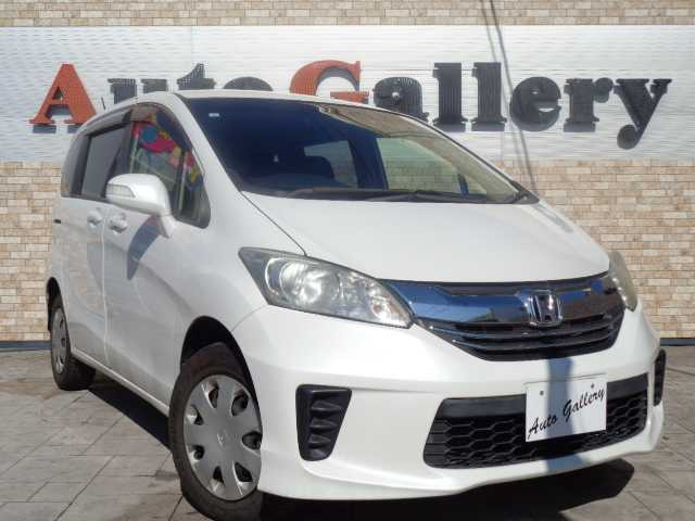 フリード1.5 G ジャストセレクション 4WD