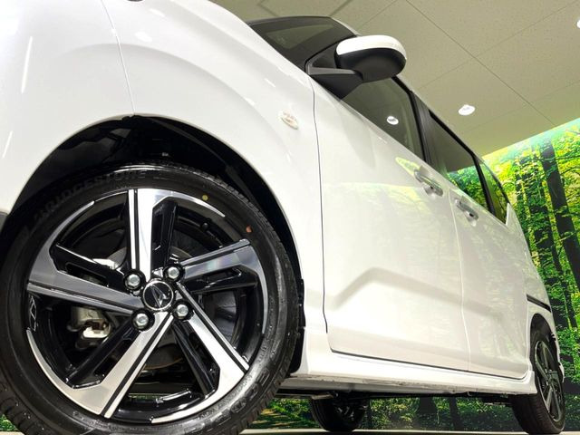 �y����14�C���`�A���~�z�C�[���z�O�ςɃ}�b�`���������A���~�z�C�[���𑕒����Ă���܂��B�e��ЊO�A���~�z�C�[����A�X�^�b�h���X�^�C�����戵�����Ă���܂��B���񂲑��k����������