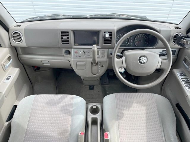 �O���[�v���݌ɐ���30,000��!!�S���̌n��X���烁�[�J�[�E�Ԏ��킸���Љ�o����̂ŁA���Ȃ��Ƀs�b�^���̂��Ԃ�������͂��ł���܂��͂��₢���킹��������