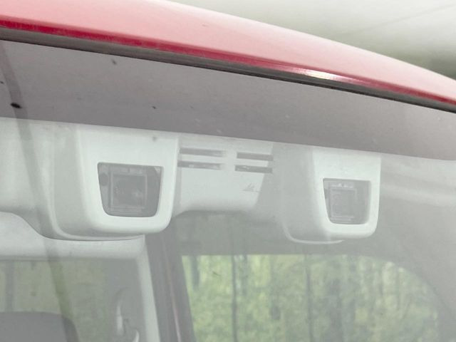 �y�X�Y�L �Z�[�t�e�B�T�|�[�g�z���s���ɑO���̎ԗ�����F�����A�Փ˂������Ȏ��͌x��ƃu���[�L�ŏՓˉ���Ɣ�Q�y�����A�V�X�g�B�����S�Ƀh���C�u�����y���݂��������܂��B